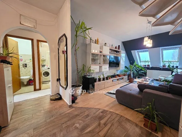 Eladó lakás Eger 74 nm