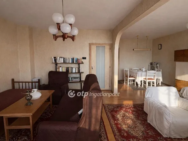 Eladó ház Eger 240 nm