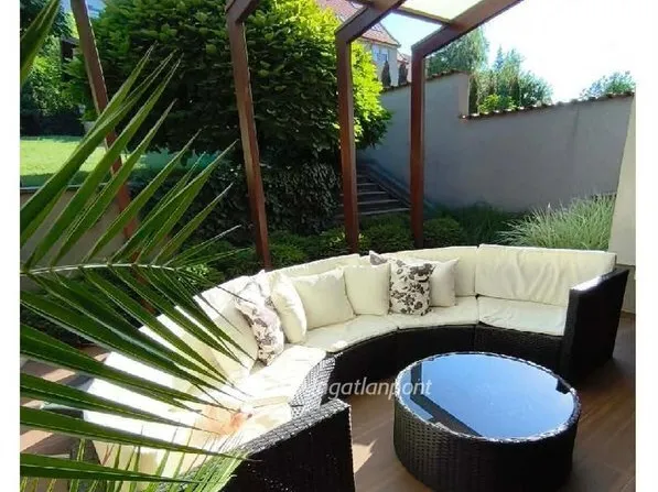 Eladó ház Eger 195 nm