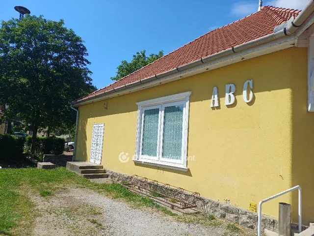 Eladó kereskedelmi és ipari ingatlan Bükkszék 268 nm