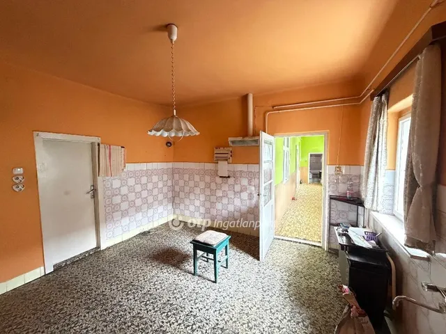 Eladó ház Kál 110 nm