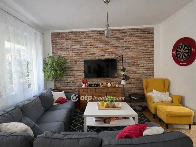 Eladó ház Eger 84 nm