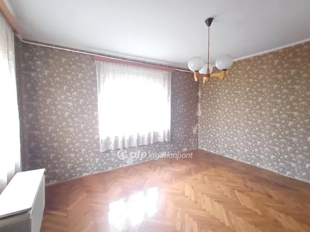 Eladó ház Sirok 94 nm