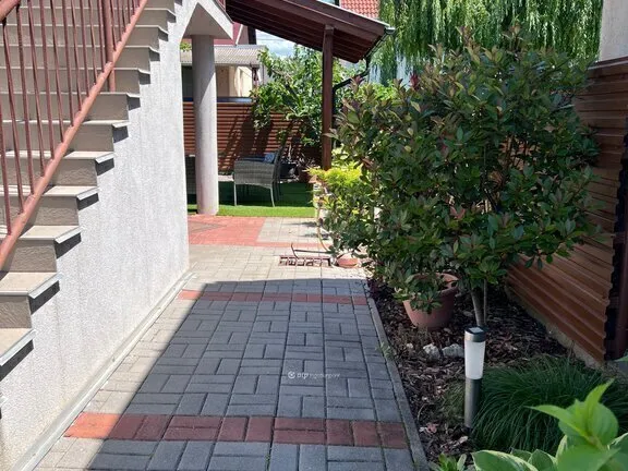 Eladó nyaraló Mezőkövesd 120 nm