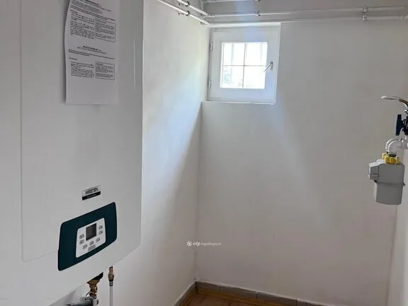 Eladó ház Heves 185 nm