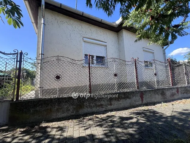 Eladó ház Kisköre 100 nm