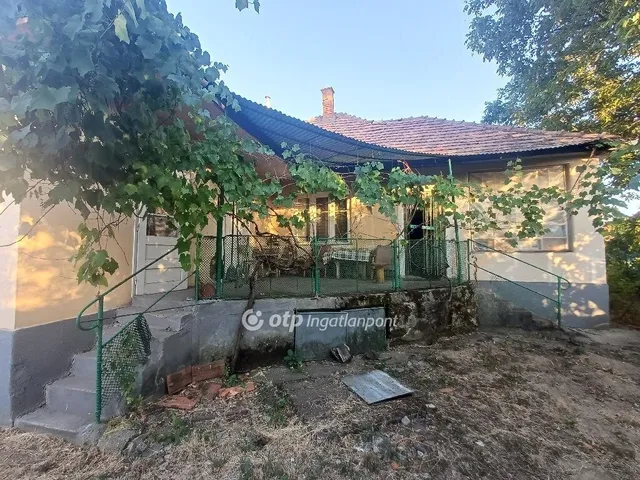 Eladó ház Aldebrő 93 nm