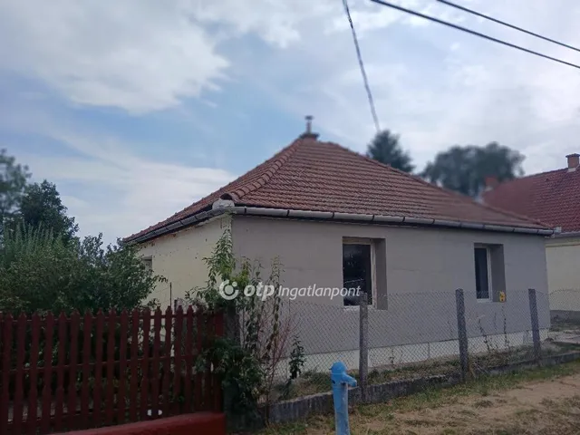 Eladó ház Detk 71 nm
