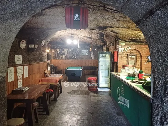 Eladó kereskedelmi és ipari ingatlan Sirok 86 nm