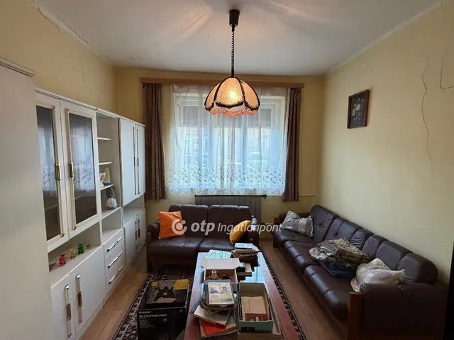 Eladó ház Szomolya 88 nm