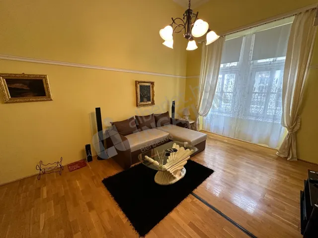 Kiadó lakás Budapest VI. kerület, Andrássy út 60 nm