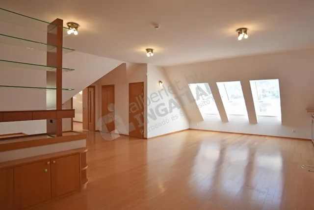 Kiadó lakás Budapest XII. kerület, Kissvábhegy, Abos utca 260 nm