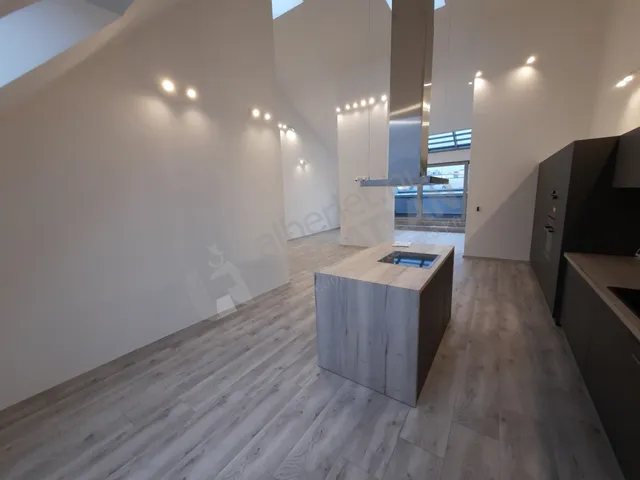 Kiadó lakás Budapest VI. kerület, Andrássy út 145 nm