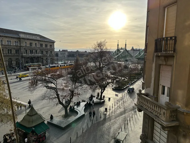 Kiadó lakás Budapest V. kerület, Belváros, Váci utca 72 nm