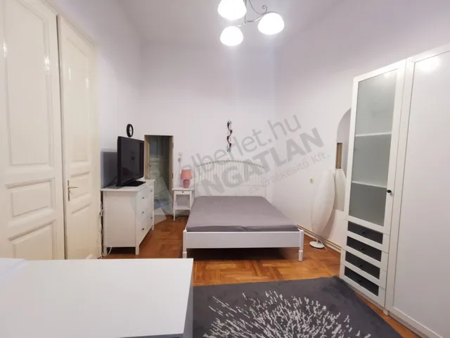 Kiadó lakás Budapest V. kerület, Belváros, Magyar utca 75 nm