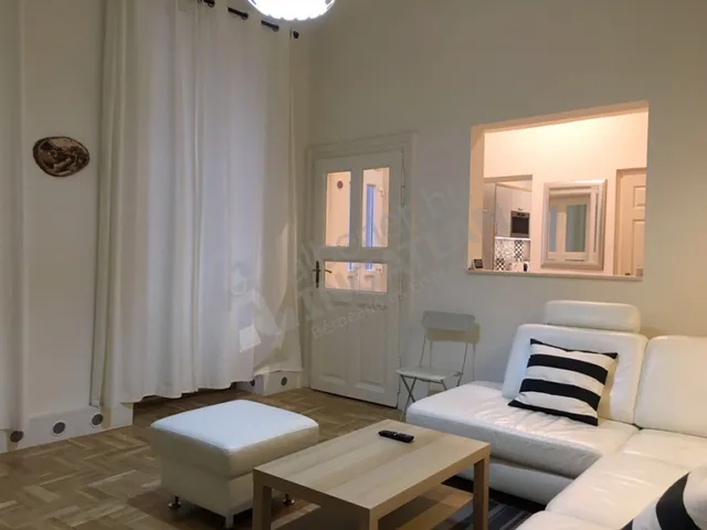 Kiadó lakás Budapest VI. kerület, Teréz körút 59 nm