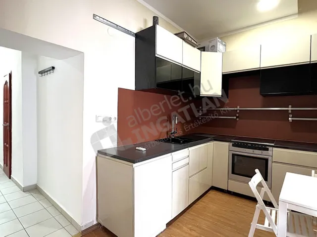 Kiadó lakás Budapest VI. kerület 58 nm