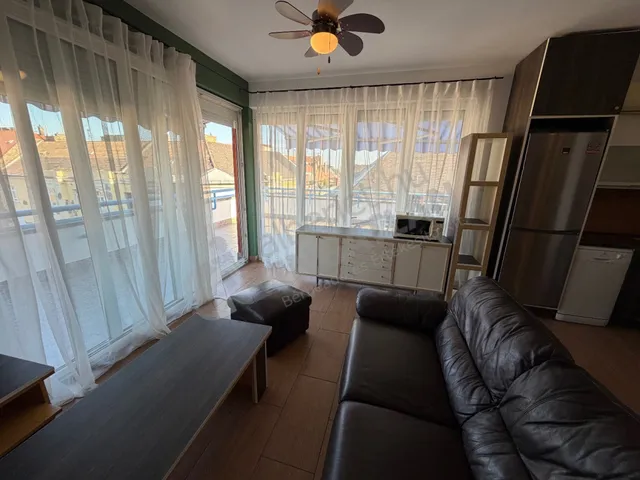 Kiadó lakás Budapest IX. kerület, Ipar utca 60 nm