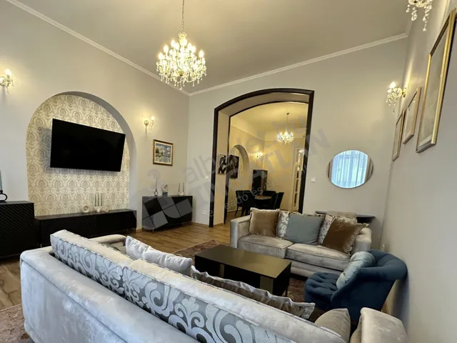 Kiadó lakás Budapest VIII. kerület, Szentkirályi utca 90 nm