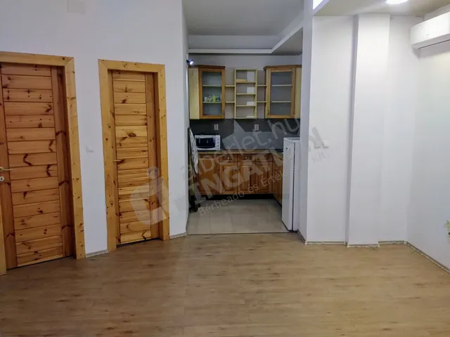 Kiadó kereskedelmi és ipari ingatlan Budapest XIV. kerület, Alsórákos 60 nm