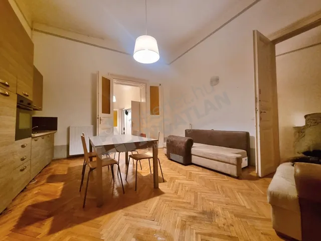 Kiadó lakás Budapest V. kerület, Belváros 95 nm