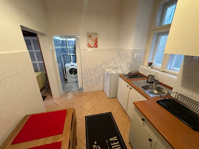 Kiadó lakás Budapest VI. kerület 25 nm