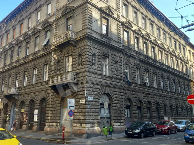 Eladó lakás Budapest VI. kerület 184 nm