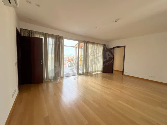 Kiadó lakás Budapest VI. kerület 124 nm