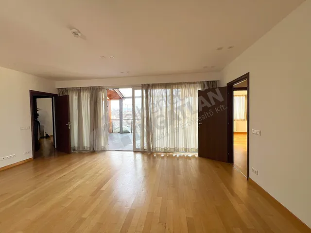 Kiadó lakás Budapest VI. kerület 124 nm