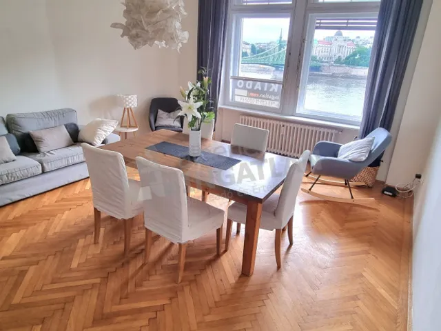 Kiadó lakás Budapest V. kerület, Belváros 100 nm