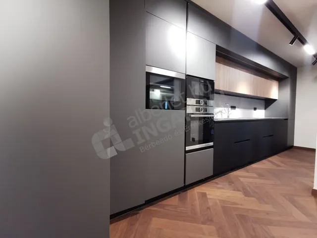 Eladó lakás Budapest VI. kerület 99 nm