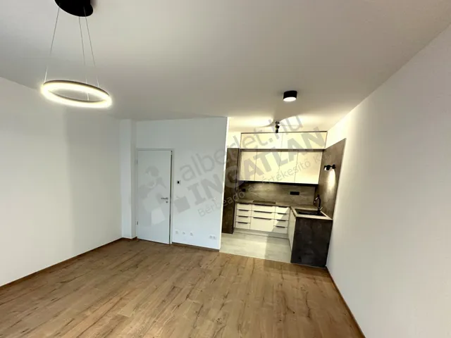 Kiadó lakás Budapest XII. kerület, Németvölgy, Királyhágó tér 53 nm