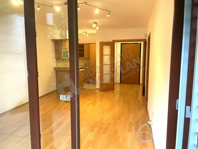 Kiadó lakás Budapest II. kerület, Törökvész 51 nm