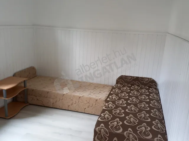 Kiadó ház Galgahévíz 140 nm
