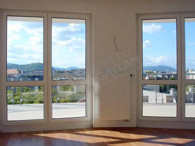 Kiadó lakás Budapest IX. kerület 125 nm