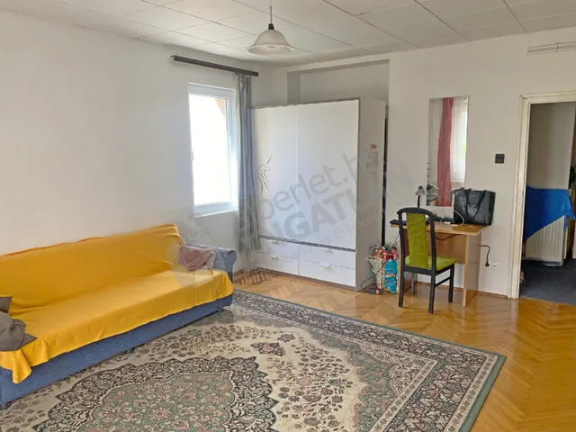 Kiadó lakás Budapest XI. kerület, Gellérthegy 65 nm