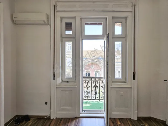 Eladó lakás Budapest VI. kerület 116 nm