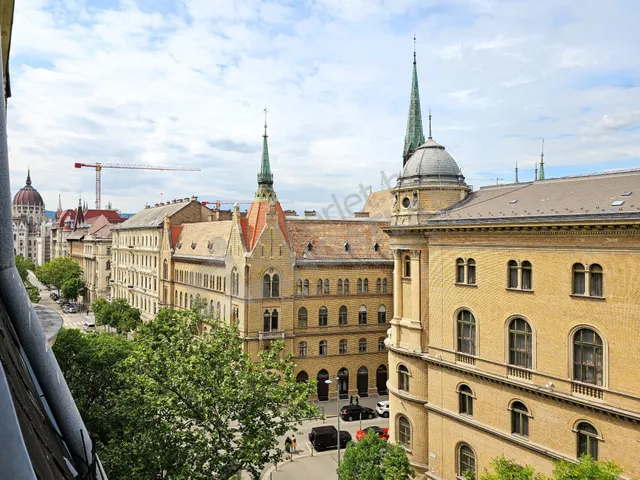 Eladó lakás Budapest V. kerület, Belváros 92 nm