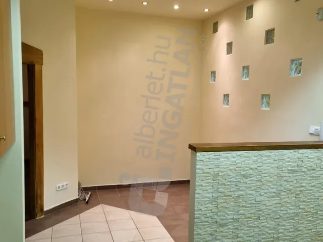 Kiadó kereskedelmi és ipari ingatlan Budapest XI. kerület, Lágymányos 88 nm