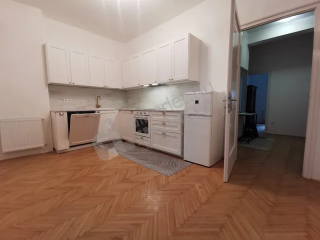 Kiadó lakás Budapest XII. kerület, Németvölgy 68 nm