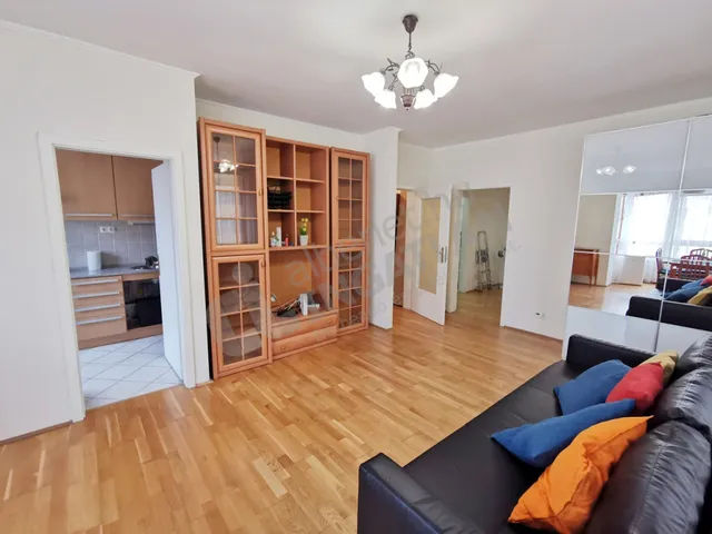 Eladó lakás Budapest XIII. kerület 76 nm