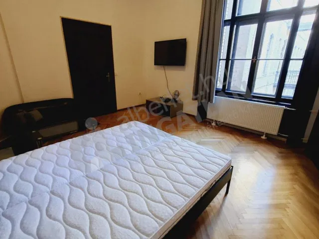 Kiadó lakás Budapest VIII. kerület, Józsefváros 70 nm