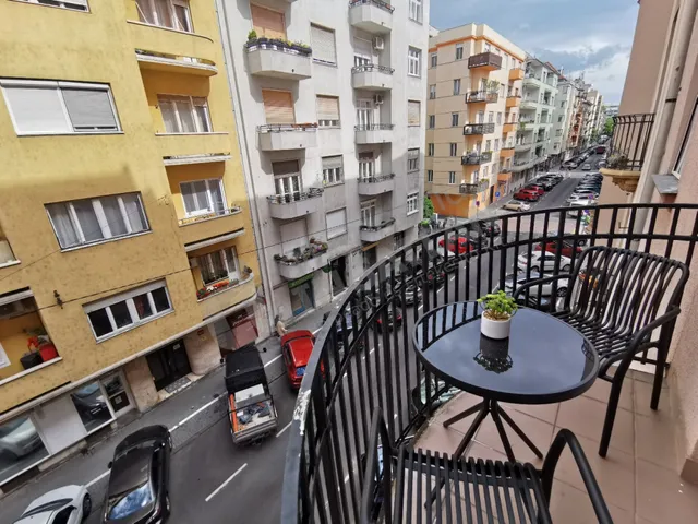 Kiadó lakás Budapest XIII. kerület, Újlipótváros, Radnóti Miklós utca 74 nm