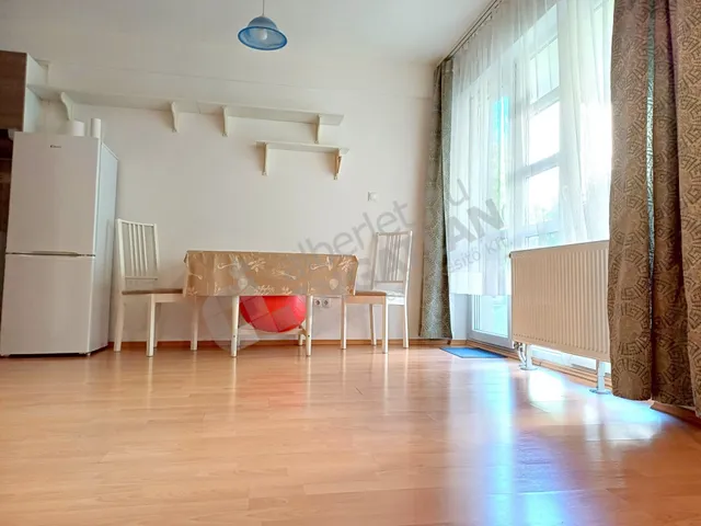 Kiadó lakás Budapest VIII. kerület, Tisztviselőtelep 32 nm