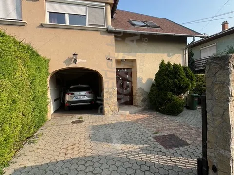 Kiadó ház Budapest XVI. kerület, Rákosszentmihály 160 nm