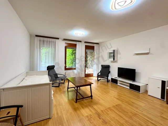 Kiadó lakás Budapest II. kerület, Hűvösvölgy 35 nm