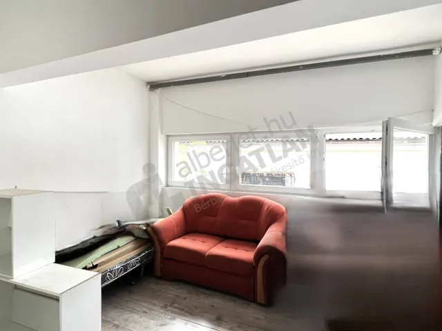 Kiadó lakás Budapest XIV. kerület, Törökőr 150 nm
