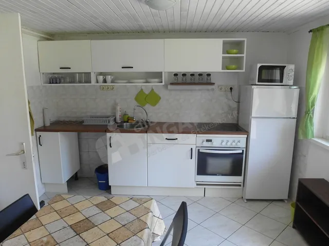 Kiadó lakás Budapest XI. kerület, Albertfalva 36 nm