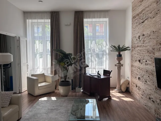 Kiadó lakás Budapest VI. kerület 80 nm