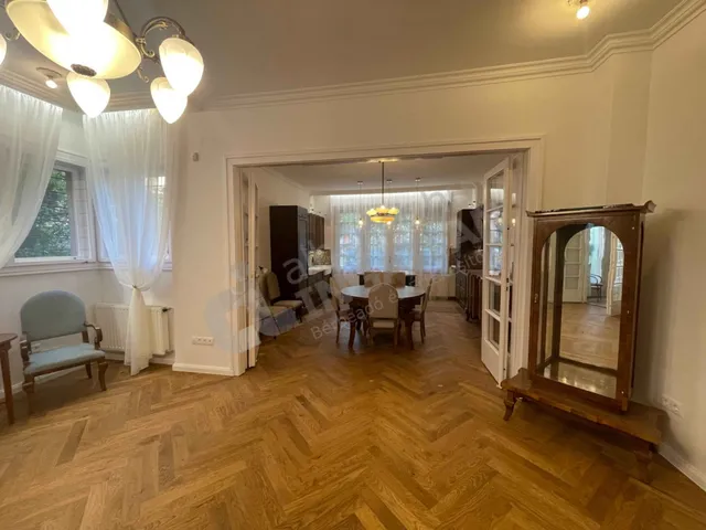 Kiadó ház Budapest II. kerület, Pasarét 150 nm